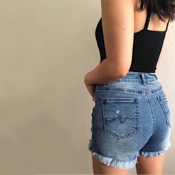 (LAST M) Roxy Highwaisted Denim Shorts - Picture 3 of 7